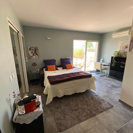 Bed and Breakfast Les Pieds Dans L'Eau à Sète Extérieur photo