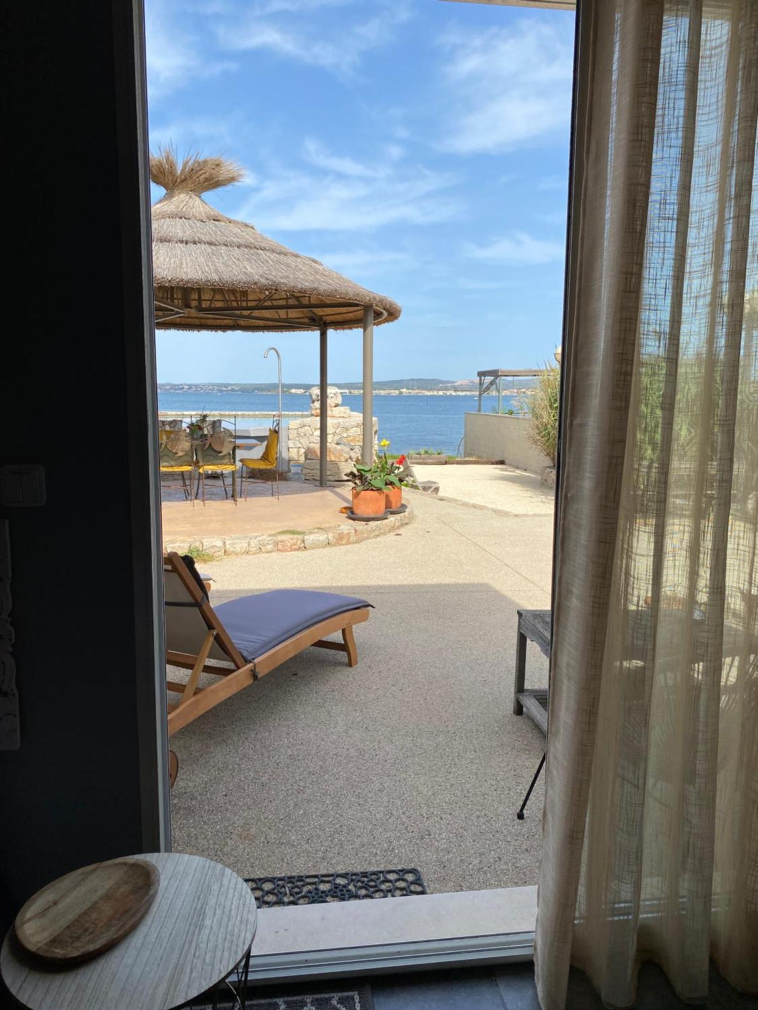 Bed and Breakfast Les Pieds Dans L'Eau à Sète Extérieur photo